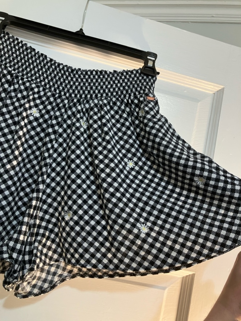 Victoria’s Secret PINK Black Gingham Floral Embroidery Elastic Waist Shorts
